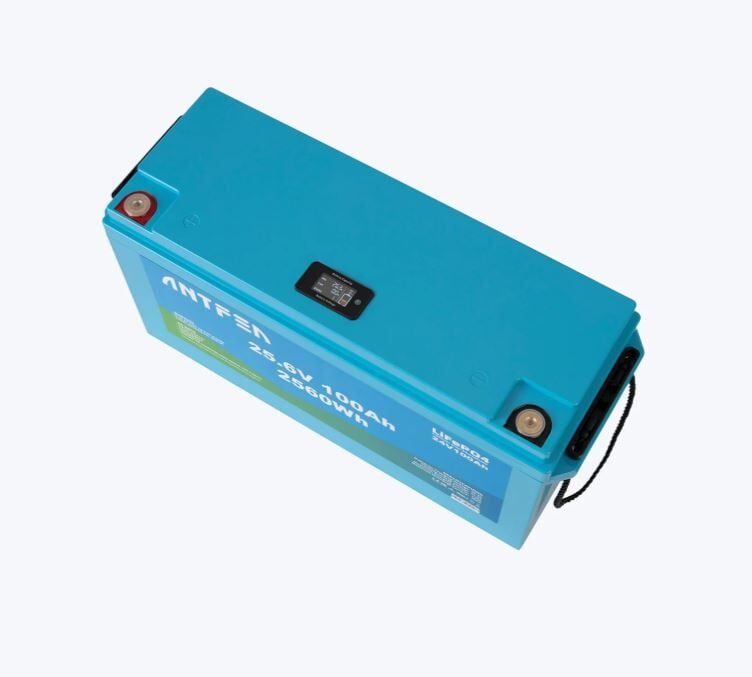 AntFea 25.6V 100Ah ABS Akıllı Ekranlı LiFePO4 Lityum Akü – 2.56 kWh